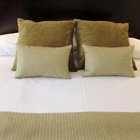 Hotell Conde Duque 3*