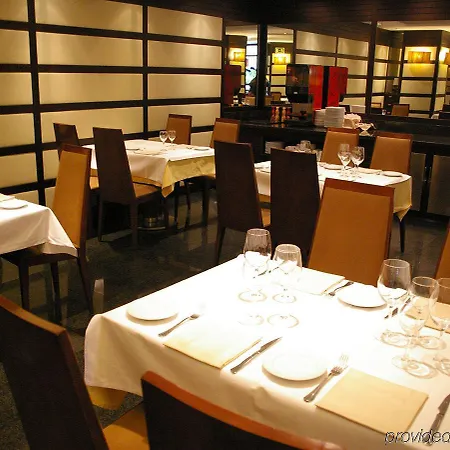 Hotel Conde Duque 3*