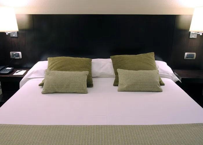 Conde Duque Hotel 3*