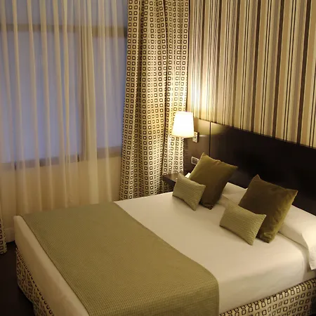 Conde Duque 호텔 3*