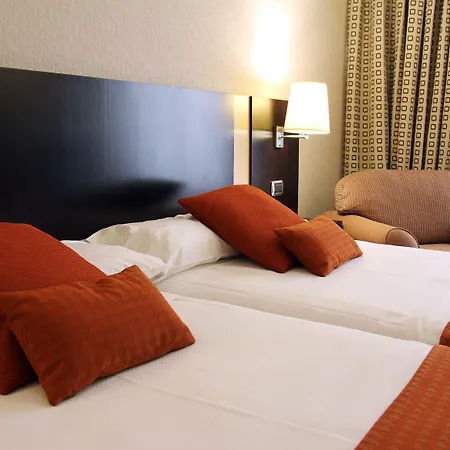 Conde Duque 호텔 3*