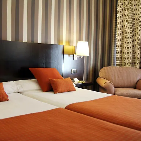 Conde Duque Hotel 3*