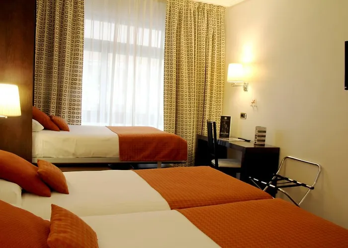 Conde Duque 3* Бильбао